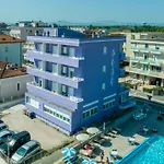 Hotel apartamentowy Beach Suite Hotel 3*
