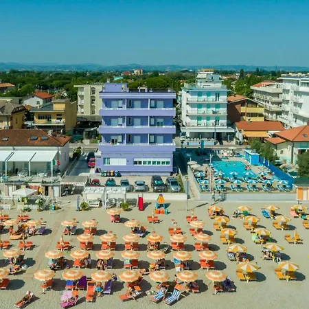 Beach Suite Hotel 3*