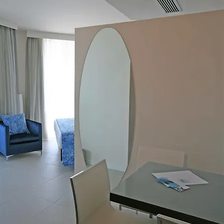 Beach Suite Hotel 3*