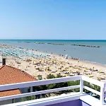 Beach Suite Hotel